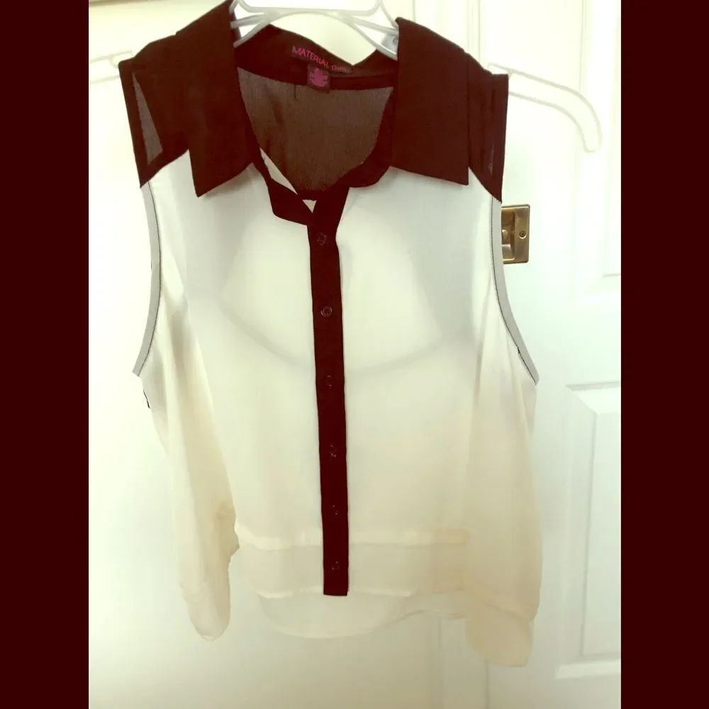 Material Girl black and white top Size: S